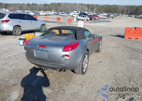 2006 Pontiac Solstice z USA, uszkodzony, nr VIN 1G2MB33B86Y102073
